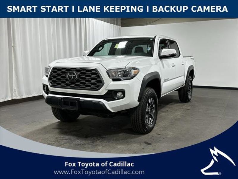Certified 2022 Toyota Tacoma TRD Off-Road image 1