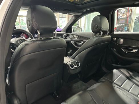 Used 2015 Mercedes-Benz C 300 4MATIC Sedan image 45