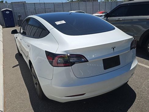 Used 2022 Tesla Model Y Performance AWD/4WD image 6