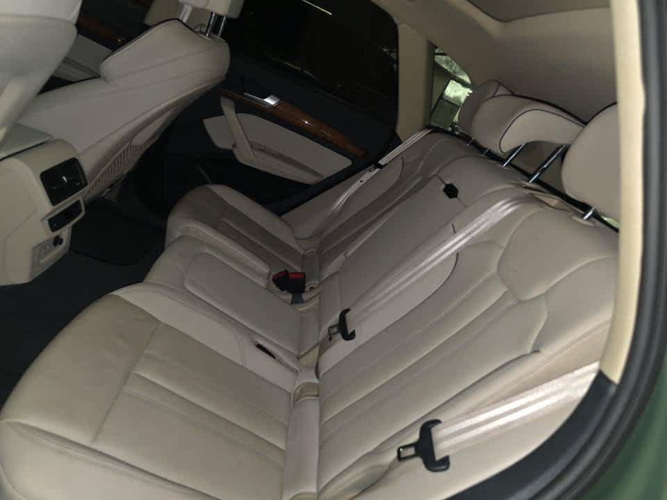 Used 2023 Audi Q5 e Prestige w/ Prestige Package AWD/4WD image 11