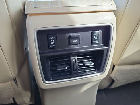 Used 2018 Nissan Murano Platinum image 24
