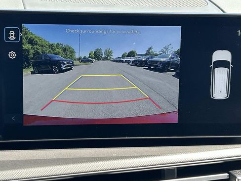 Used 2025 Hyundai Santa Fe SEL FWD image 36