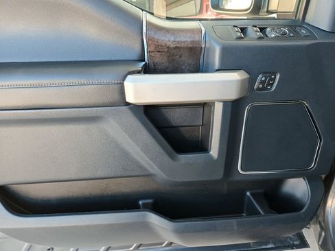 Used 2022 Ford F250 Lariat w/ Lariat Ultimate Package image 32