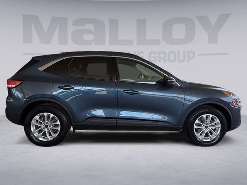 Used 2020 Ford Escape SE image 6