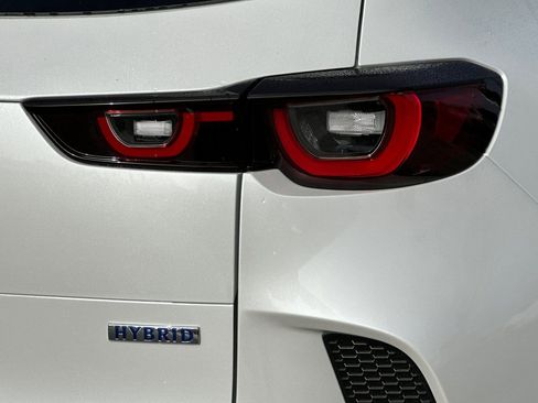 Certified 2025 MAZDA CX-50 AWD 2.5 Hybrid w/ Cargo Package image 27