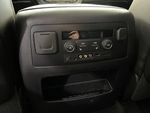 Used 2016 GMC Yukon Denali w/ Open Road Package image 27