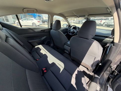 Used 2025 Nissan Altima 2.5 S image 15