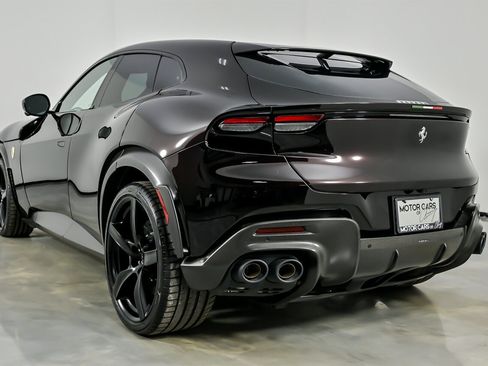 Used 2024 Ferrari Purosangue image 11
