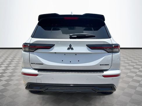 New 2026 Mitsubishi Outlander SEL Black Edition FWD image 6