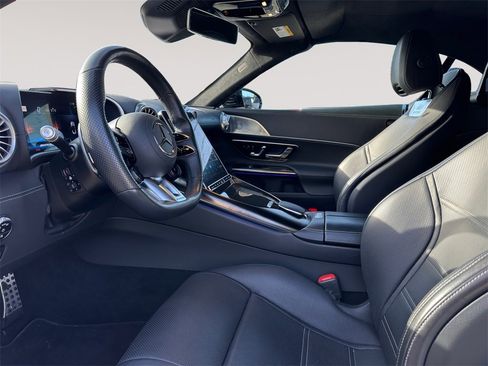 Used 2022 Mercedes-Benz SL 55 AMG 4MATIC image 9
