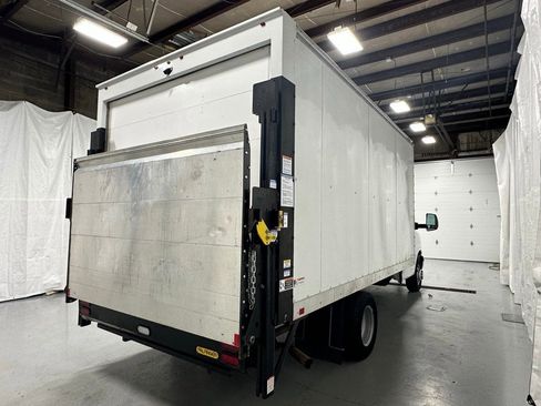 Used 2022 Chevrolet Express 3500 Work Van w/ Power Convenience Package image 7