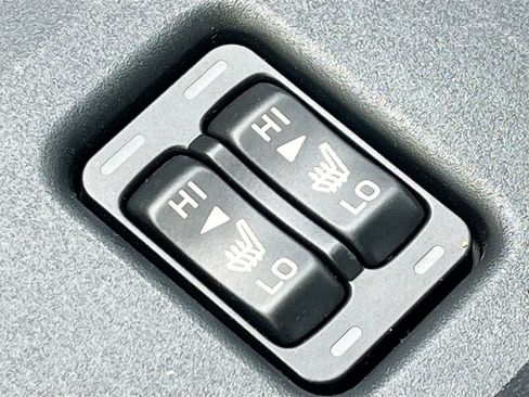 Used 2025 Toyota GR86 Premium w/ ALL Weather Mat Package (TMS) RWD image 19
