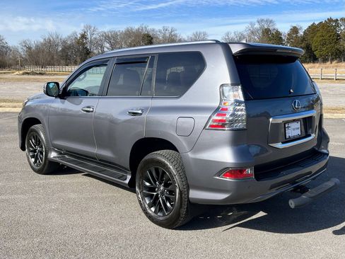 Used 2023 Lexus GX 460 Premium w/ Premium Package AWD/4WD image 4