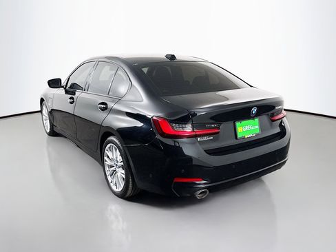 Used 2023 BMW 330e w/ Premium Package image 7