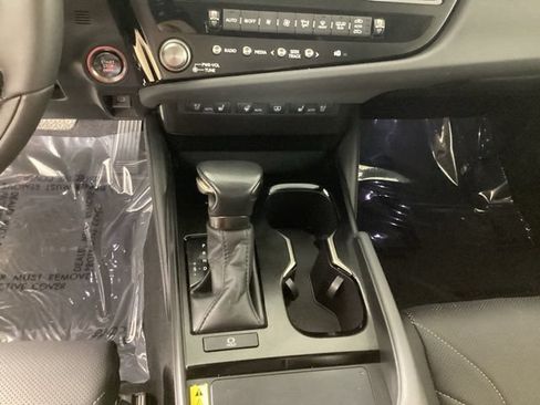 Used 2024 Lexus ES 350 Ultra Luxury FWD image 16