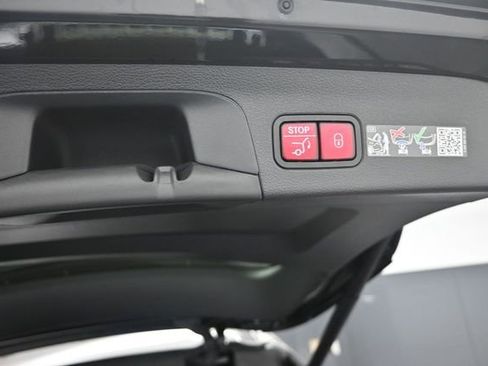 New 2026 Mercedes-Benz GLS 450 4MATIC image 27