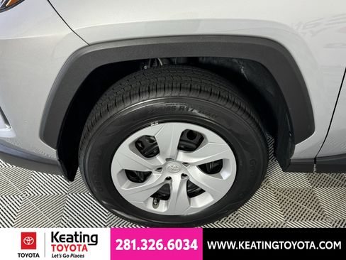 Certified 2024 Toyota RAV4 LE FWD image 31