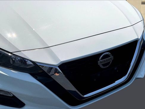 Used 2022 Nissan Altima 2.5 S FWD image 34