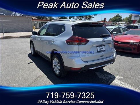 Used 2018 Nissan Rogue SV AWD/4WD image 5