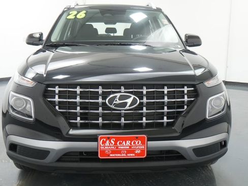 New 2026 Hyundai Venue SEL FWD image 2