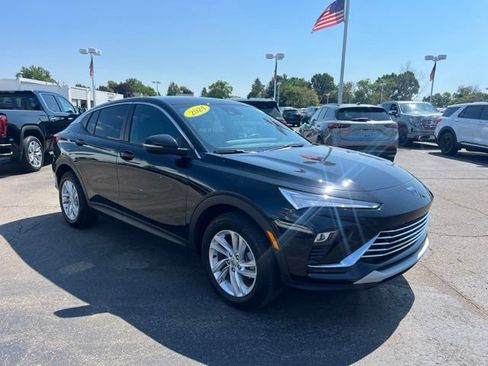 Used 2024 Buick Envista Preferred w/ Convenience I Package FWD image 3