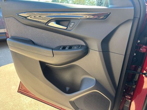 Used 2025 Chevrolet TrailBlazer LT image 20