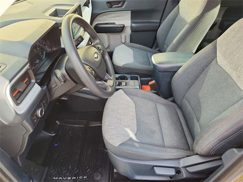 Used 2023 Ford Maverick XLT image 17