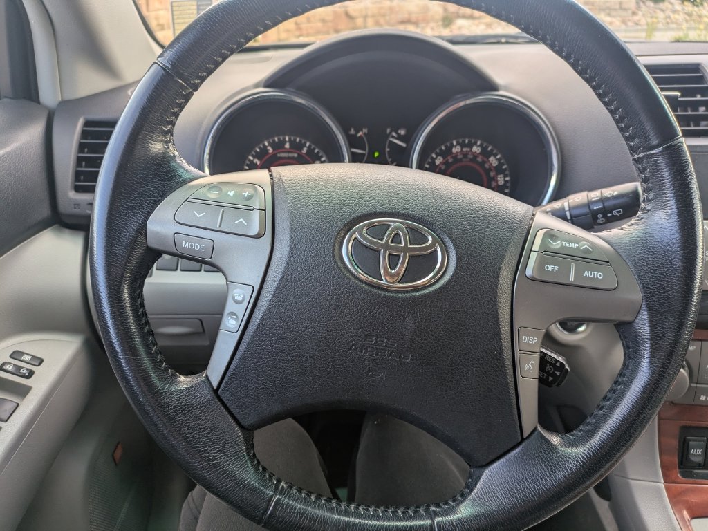 Used 2009 Toyota Highlander Limited AWD/4WD image 21