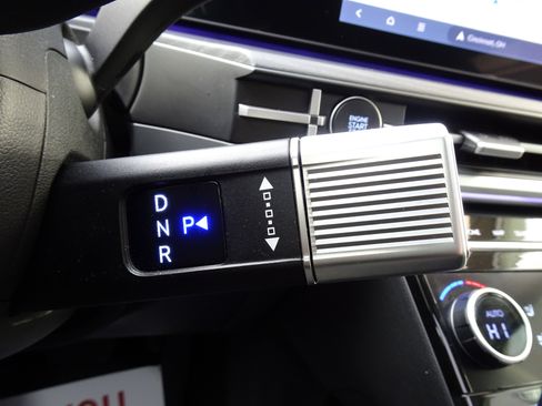 Used 2024 Hyundai Santa Fe Limited image 20