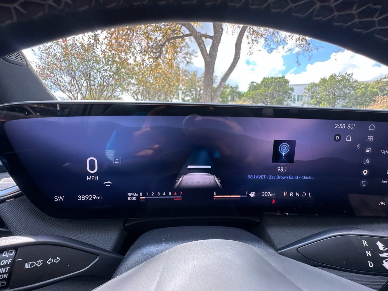 Used 2025 Buick Enclave Preferred FWD image 16