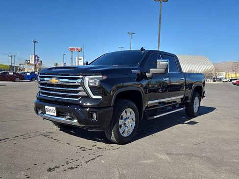 Used 2024 Chevrolet Silverado 2500 High Country image 1