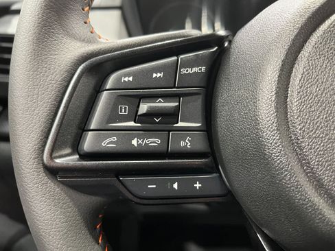 Certified 2025 Subaru Crosstrek 2.5i Limited AWD/4WD image 16