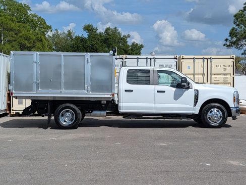 New 2026 Ford F350 XL w/ XL Chrome Package RWD image 24