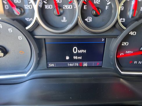 Used 2020 Chevrolet Silverado 1500 RST image 11