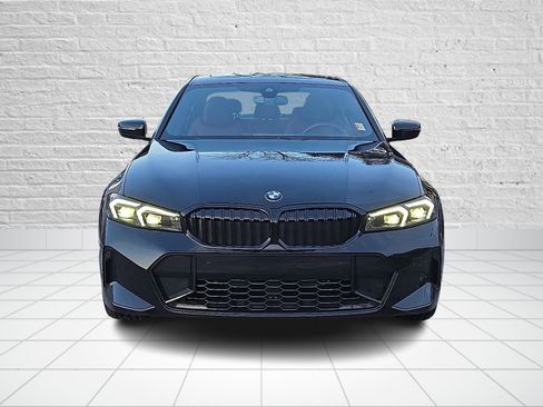 Used 2025 BMW 330i xDrive Sedan w/ M Sport Package image 2
