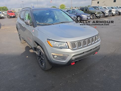Used 2021 Jeep Compass Trailhawk AWD/4WD image 1