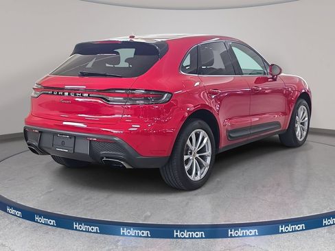 Used 2023 Porsche Macan AWD/4WD image 7