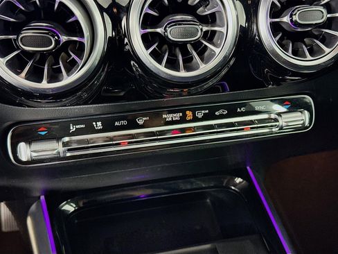 Used 2023 Mercedes-Benz GLA 250 4MATIC image 18