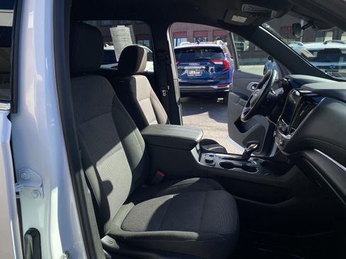 Used 2023 Chevrolet Traverse LT w/ LPO, Floor Liner Package image 19