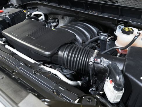 Used 2021 Chevrolet Silverado 1500 LT Trail Boss w/ Convenience Package II image 48