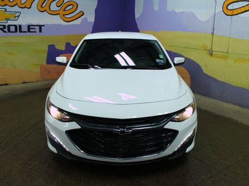 Used 2024 Chevrolet Malibu LT w/ Sport Edition FWD image 3