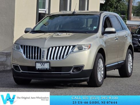 Used 2011 Lincoln MKX 2WD image 3