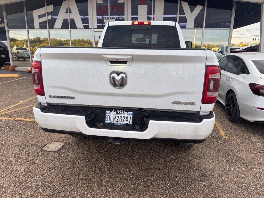 Used 2023 RAM 2500 Laramie AWD/4WD image 3
