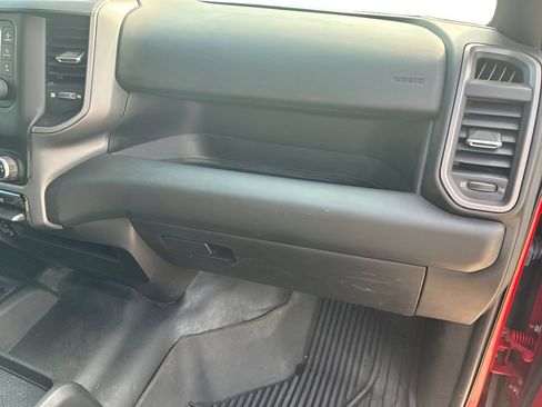Used 2022 RAM 2500 Tradesman w/ Chrome Appearance Group AWD/4WD image 12