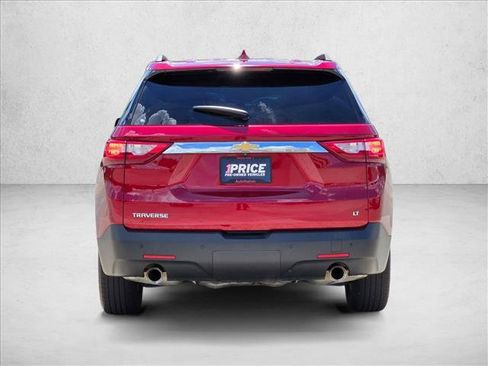 Used 2021 Chevrolet Traverse LT FWD image 6