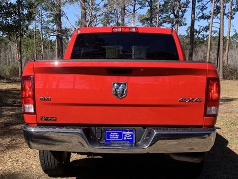 Used 2023 RAM 1500 Classic SLT image 8