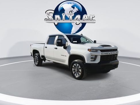 Used 2023 Chevrolet Silverado 2500 Custom w/ Custom Value Package image 3