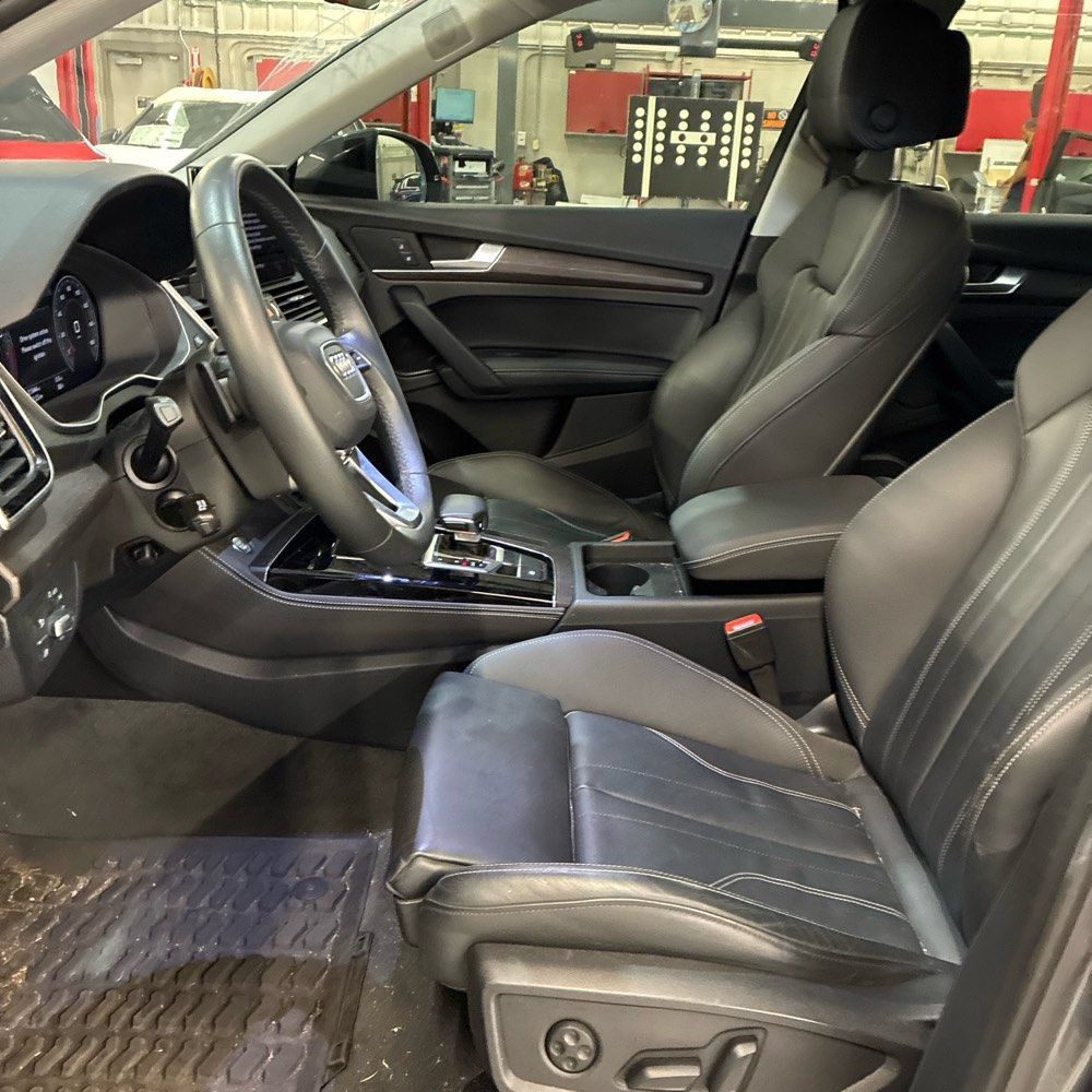 Used 2024 Audi Q5 2.0T Premium Plus w/ Premium Plus Package AWD/4WD image 9