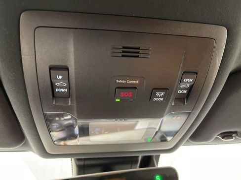 Used 2019 Lexus RC 300 AWD image 8