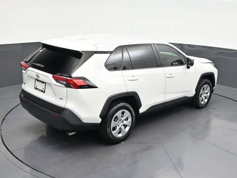 Used 2023 Toyota RAV4 LE FWD image 14